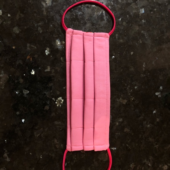 Face mask - Picture 3 of 3